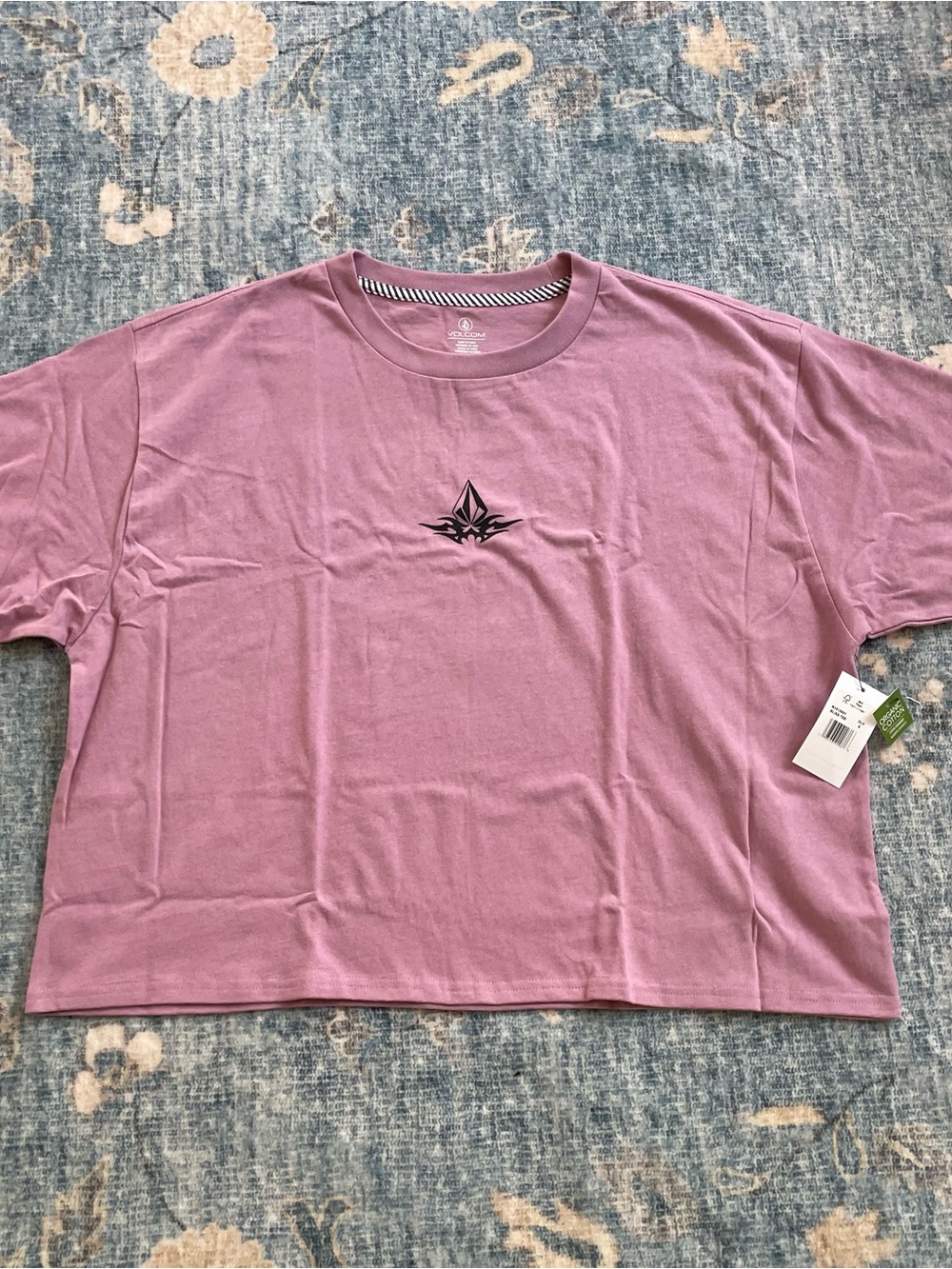 Volcom Graphic Tshirt New With Tshirt
